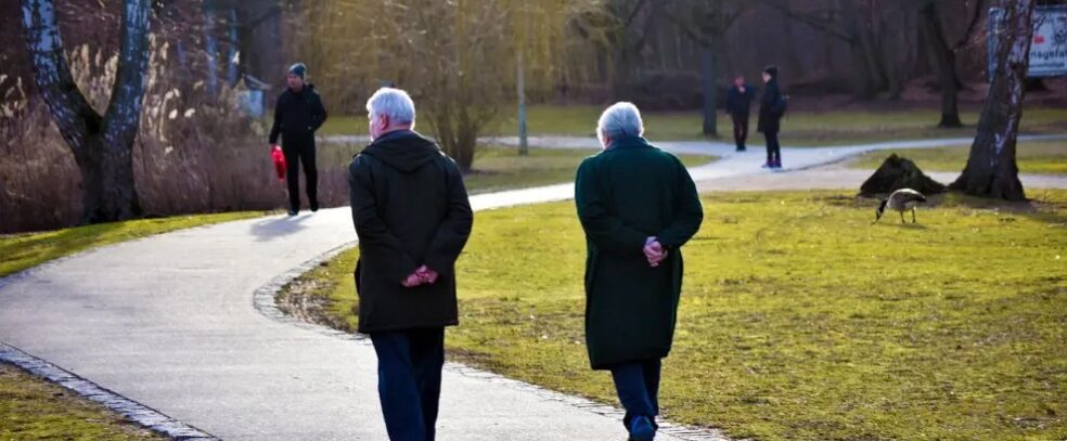 ViveLibre impulsa la independencia de los mayores en Aragón con el plan de Apoyos Conectados