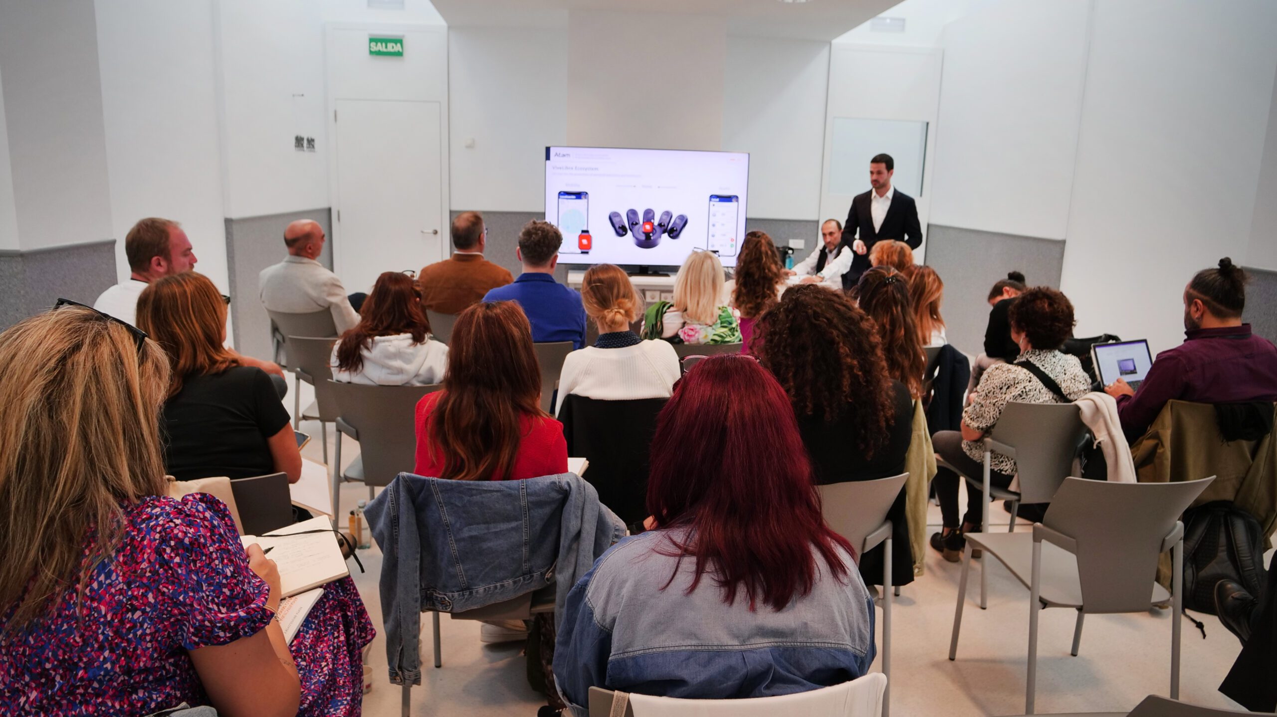 Visita de la EASPD a ViveLibre en el marco del proyecto ACAP 