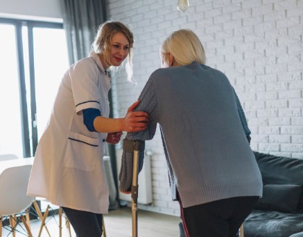 Exoesqueleto y personas mayores